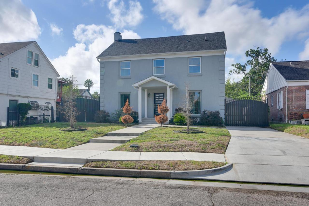 Eclectic Houston Home With Pool Table, 5 Mi To Dtwn エクステリア 写真